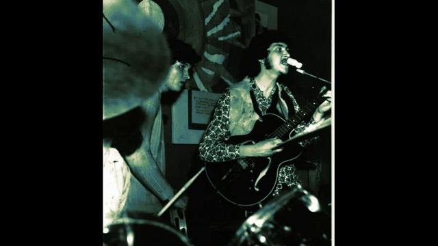 "Избыточное Давление" Live /It's all over now/ смотреть онлайн
