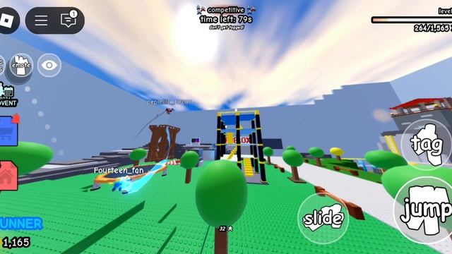Играю в Untitled Tag Game ( мой геймплей ) смотреть онлайн