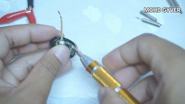 Make it: Add Battery on Earphone Bluetooth / S530 / dummy battery смотреть онлайн