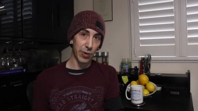 Benefits of Lemon Water смотреть онлайн