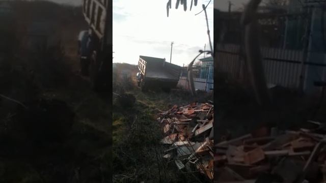 ГАЗ 53Б везёт дрова смотреть онлайн