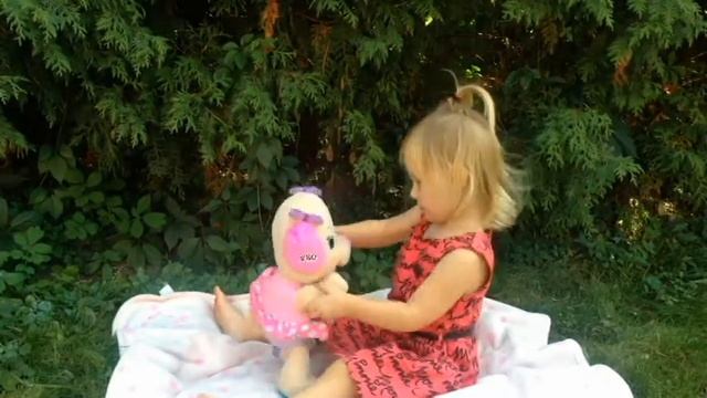 Канал для детей Kids tv Сестричка ученого щенка Fisher Price "Смейся и учись" развивающая игрушка смотреть онлайн