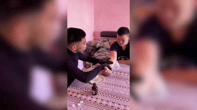 Венаға дәрі салу смотреть онлайн
