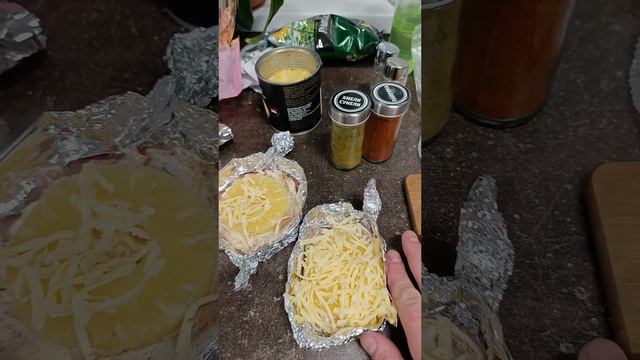 Нежная курочка с ананасом