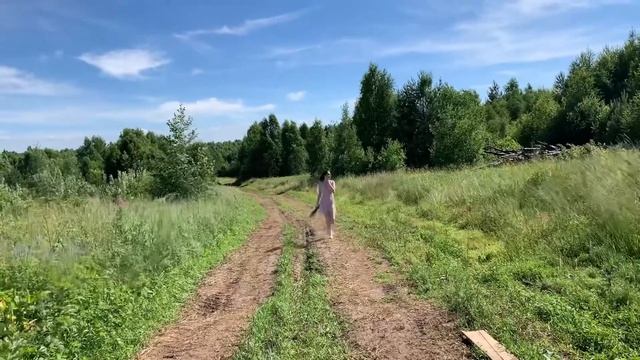 vlog: поездка в деревню, фотосессия в поле | дневник эмоций✨ смотреть онлайн