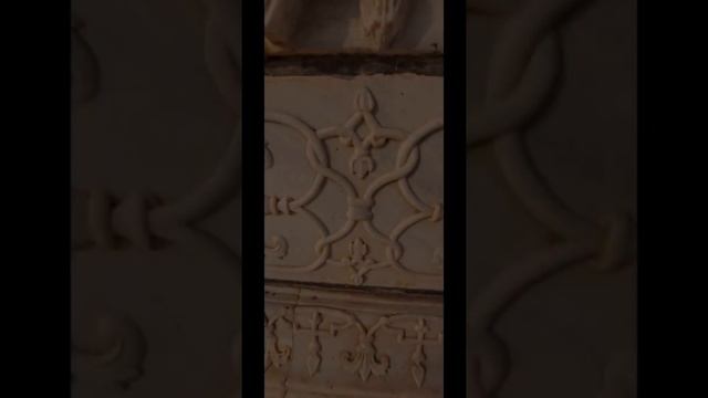 Taj Mahal- Symbol of Love смотреть онлайн