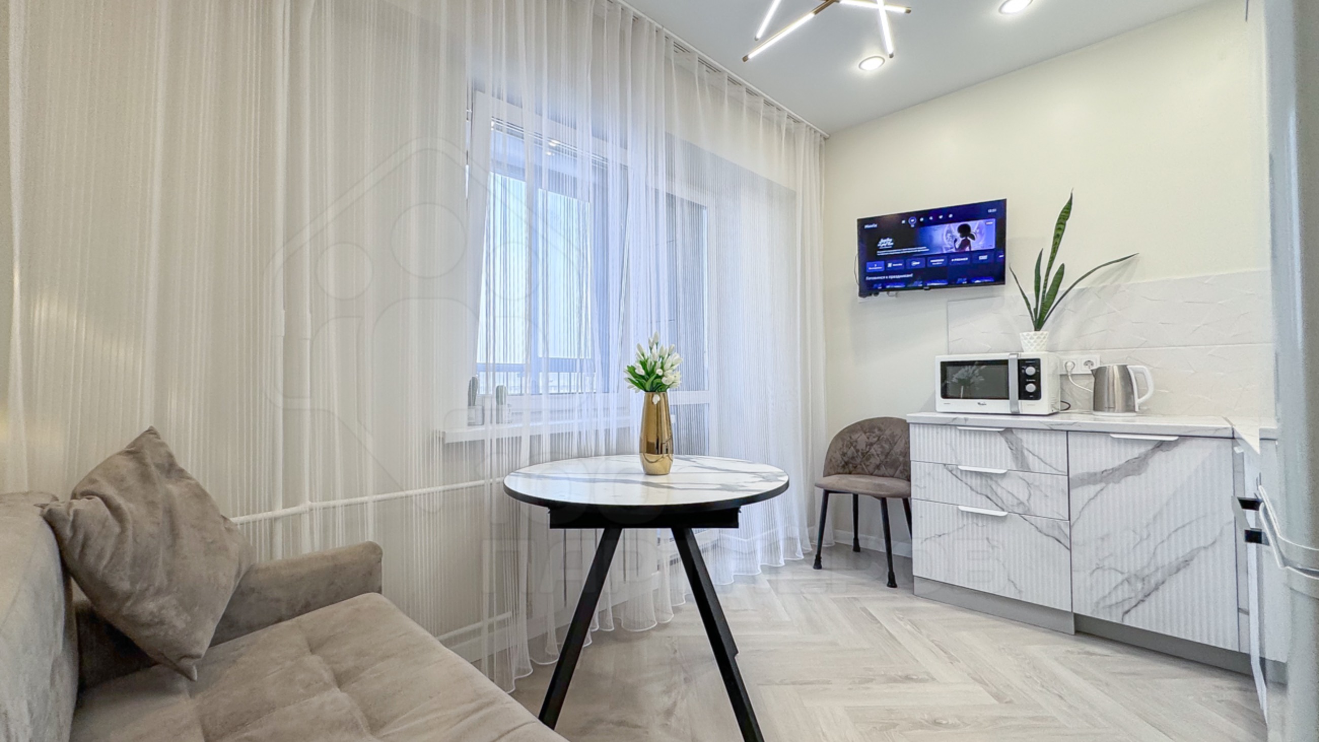 Рум-тур по 1-к квартире в ЖК "Художник" - ул.Красноказачья, 23/1 смотреть онлайн