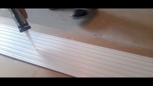 Монтаж панели