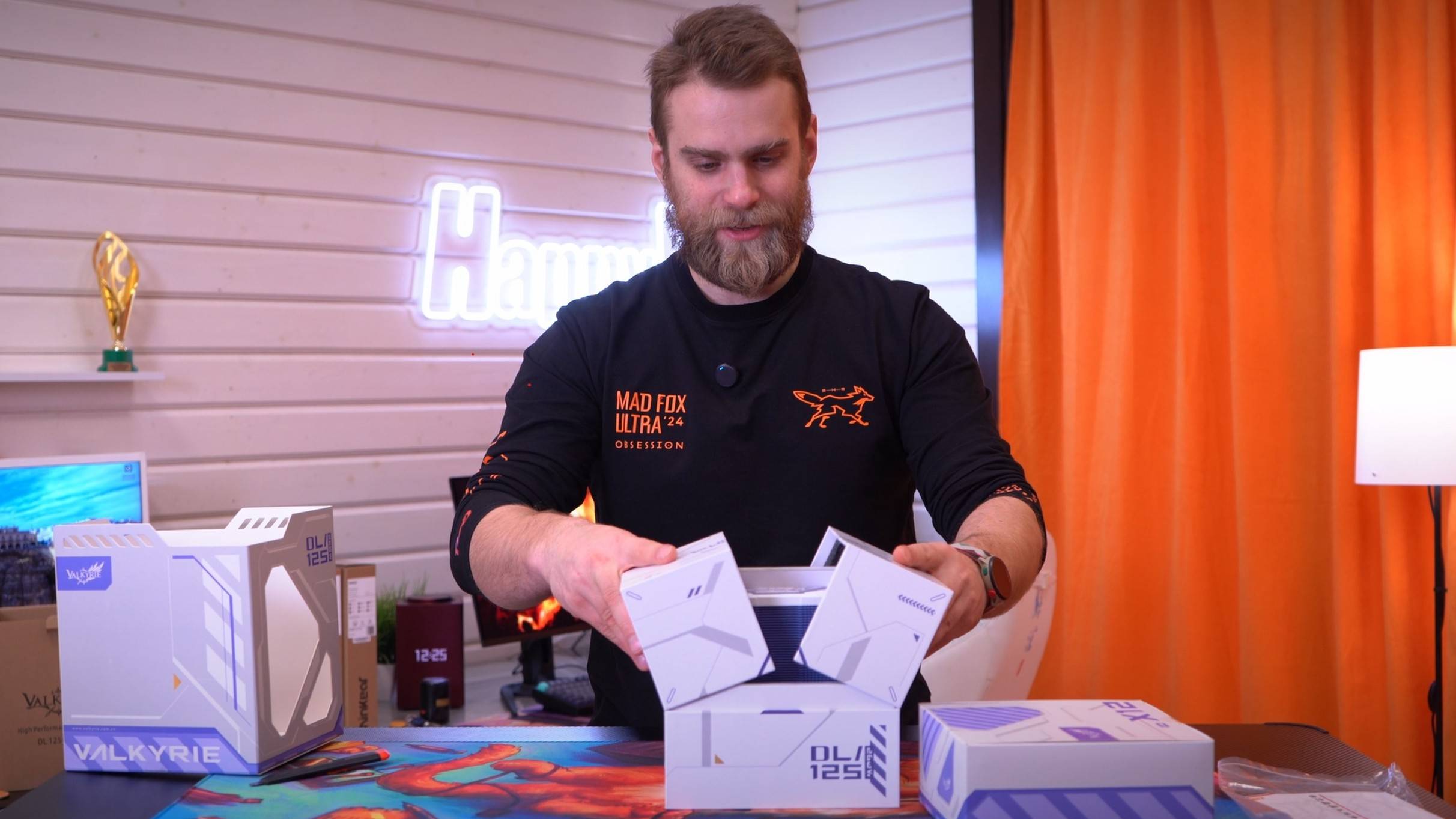 Эксклюзивный кулер за 9000 рублей VALKYRE DL125-Merlin смотреть онлайн