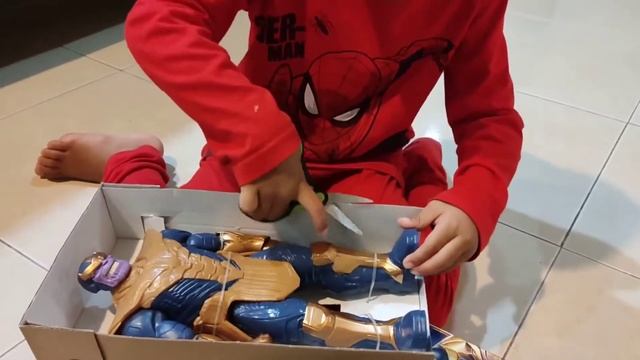 Thanos - Marvel Avengers Titan Hero Series смотреть онлайн