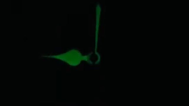 Стрелки СВЕТЯЩИЕСЯ в темноте от LaserRom смотреть онлайн