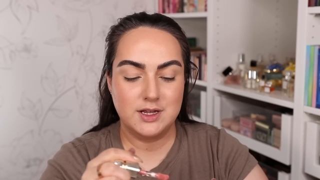 SAIE BEAUTY Glowy Super Skin Lightweight Hydrobounce™ Serum Foundation Review + Wear Test! смотреть онлайн