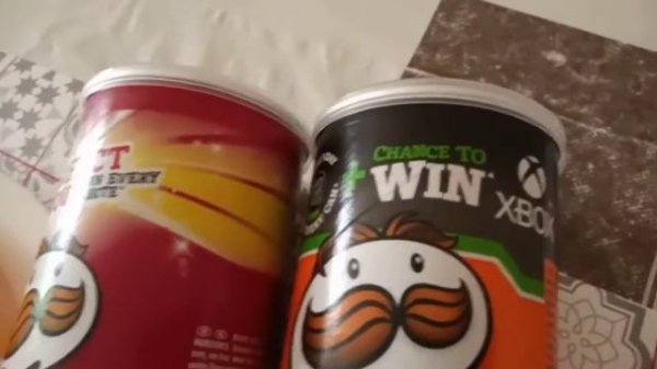 Chipsy Pringles bacon & paprika