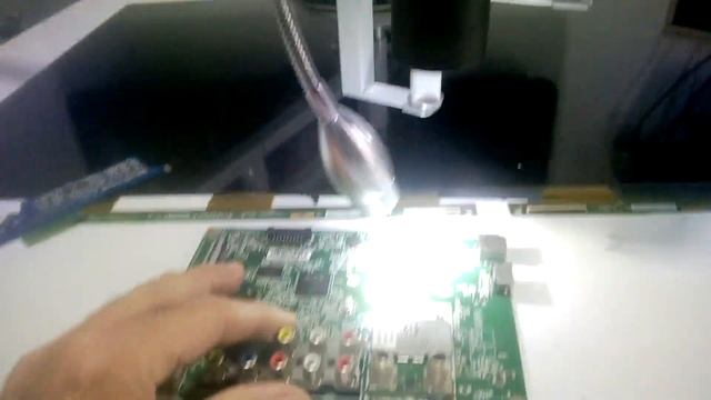 MICROSCÓPIO REPARO TELA LCD E PLACAS смотреть онлайн