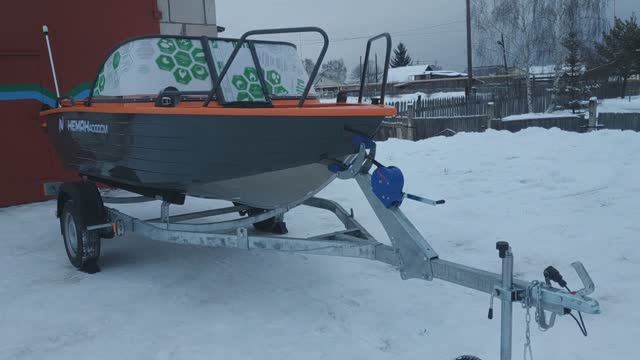 Видеообзор мотолодки Неман-400 DCM