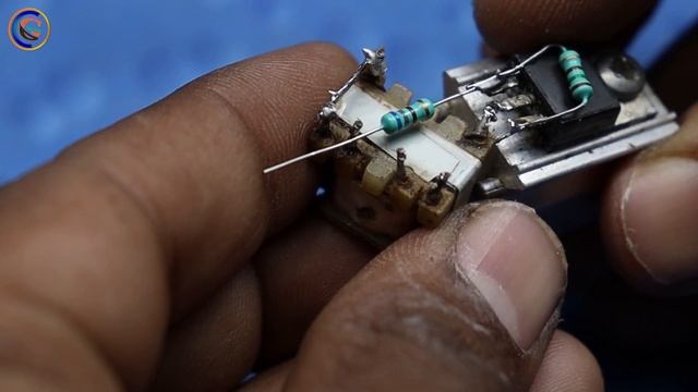 How to Use 220v LED Bulb On 12v Battery смотреть онлайн