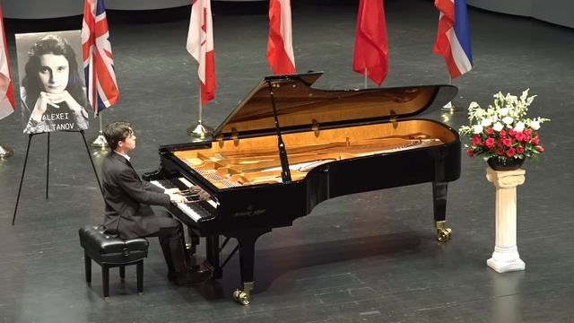 Young Musician II Category 2nd Prize (tied) - GALILEO SKYE CHRISMAN CARO - 15 (Puerto Rico) смотреть онлайн