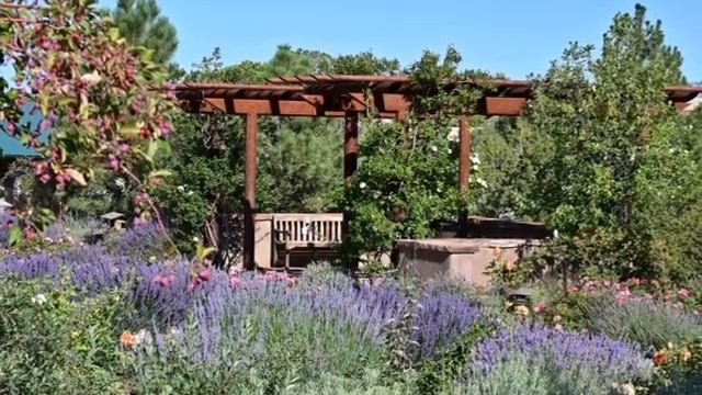 Santa Fe Botanical Garden смотреть онлайн