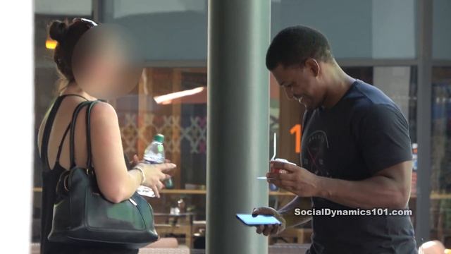 Kiss Close Ice Cream Pick Up - Daygame Infield PUA