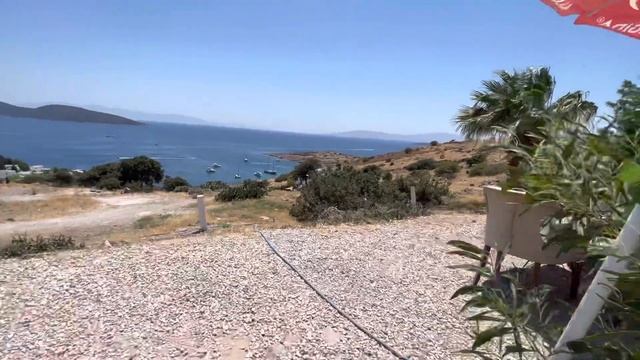 Великолепный пейзаж на море и качели смотреть онлайн