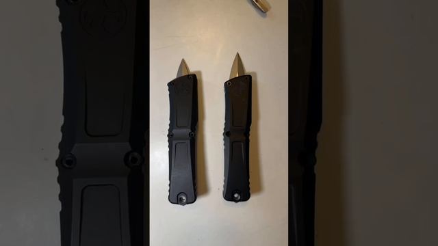 Microtech Combat Troodon Gen III vs. Vespa Big Dragon Clone смотреть онлайн