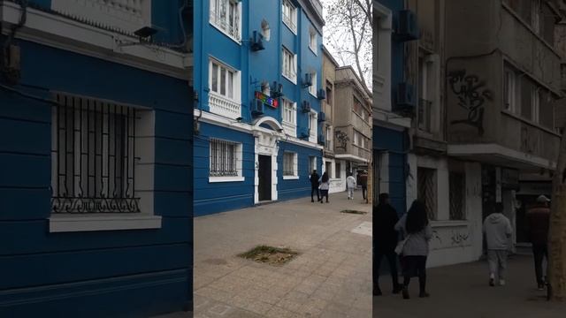 Улица Викунья Маккена Сантьяго Чили. смотреть онлайн
