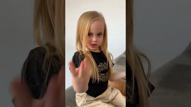 Вот и приехали 😂 Дама сдавала в багаж смотреть онлайн