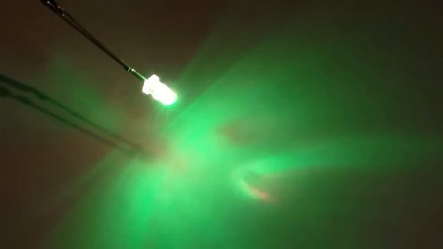 3mm RGB Led Slow Auto Change Red Green and Blue Light Water Clear Lens Light Emitting Diode смотреть онлайн