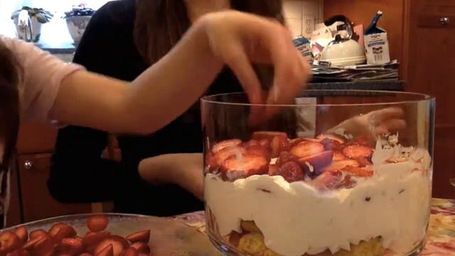 tutorial stawberry trifle смотреть онлайн