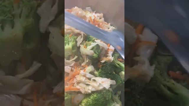 Mung Bean Noodle Bowl смотреть онлайн