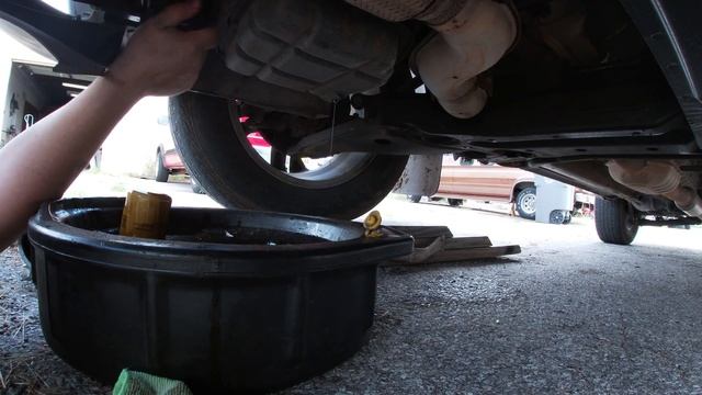 Mitsubishi Endeavor Door handle and oil change