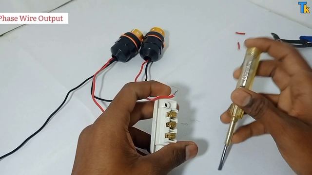 1 Two Way Switch /1 One Way Switch / 1, 5 Pin Socket / 2 Holder Ki Crazy Wiring смотреть онлайн