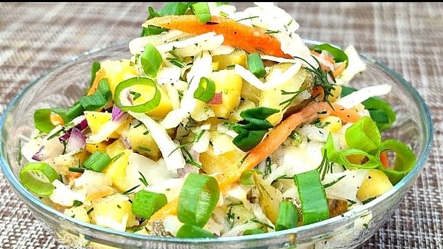 Салат из картошки и солений"Минутное дело". смотреть онлайн