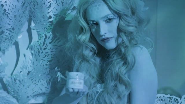 Discover the Ways to Love La Mer with Kate Hudson I La Mer - Audio Description смотреть онлайн