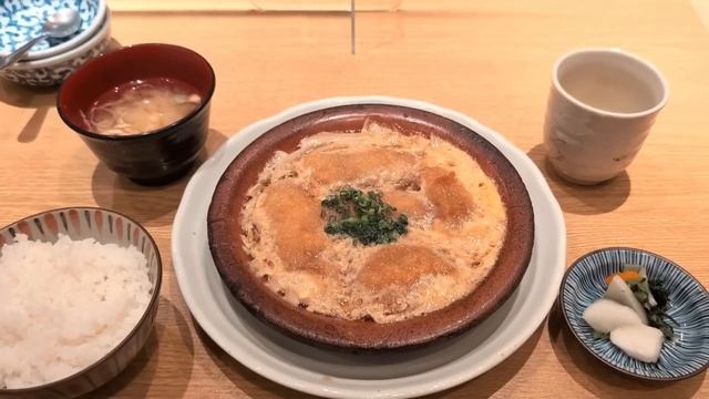 【東京ランチベスト7】パン食べ放題、巨大なマウンテンポーク、東京で唯一のハンバーグなど！ смотреть онлайн