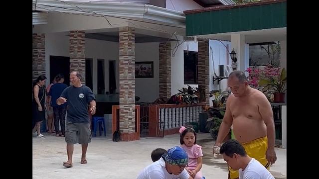 Enjoying Fiesta in the Philippines for the first time! смотреть онлайн