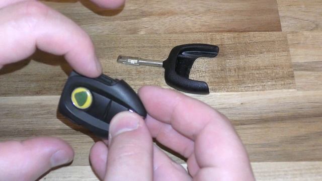 Lotus Evora GT key fob battery replacement - EASY DIY смотреть онлайн