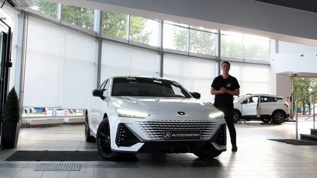 CHANGAN UNI V  - ШУМОИЗОЛЯЦИЯ. ОКЛЕЙКА ПЛЕНКОЙ. УСТАНОВКА АУДИОСИСТЕМЫ В СТУДИИ AUTOCOMFORT