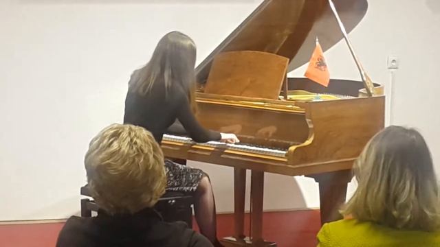 Nita - Chopin: Polonaise g-mol смотреть онлайн