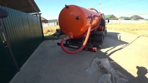 Качаю выгребную яму //  Август месяц // Будни ассенизатора