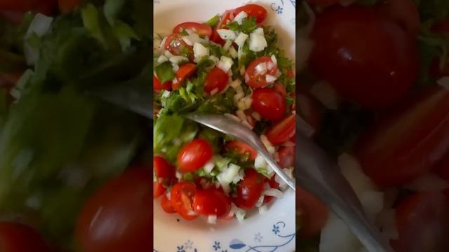 #tomato#cilantro#onion on смотреть онлайн