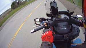 Скутер Универсал Suzuki Burgman 650.