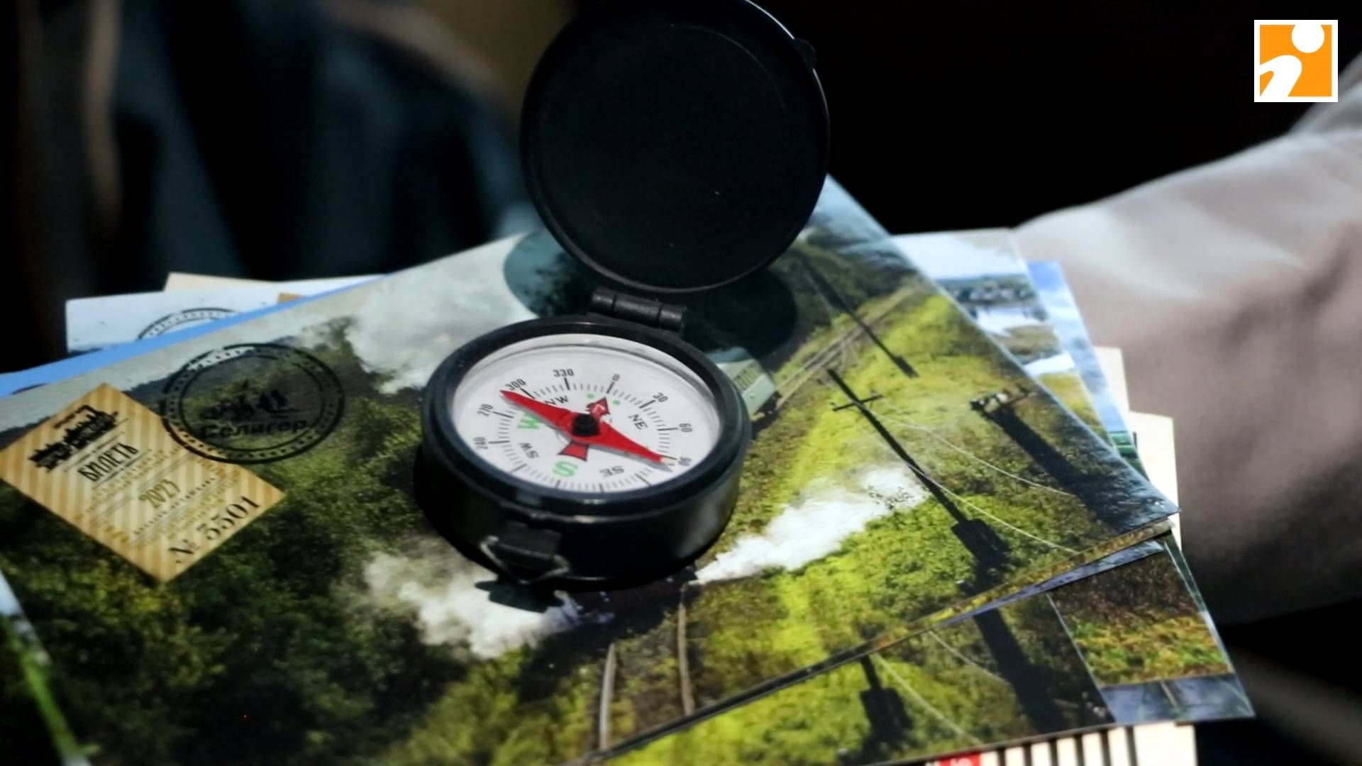 Репортаж о путешествии на ретропоезде по заповедной железной дороге в Тверской смотреть онлайн