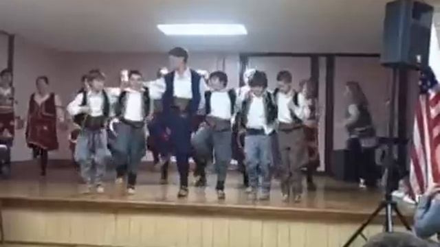 Serbian Folk Dance Nov 08 2008 смотреть онлайн