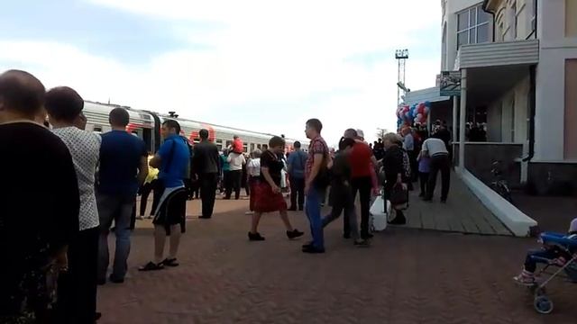 Прибытие ретро-поезда (Кыштым) смотреть онлайн