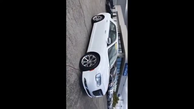 2016 Chrysler 300 Live T308008 смотреть онлайн