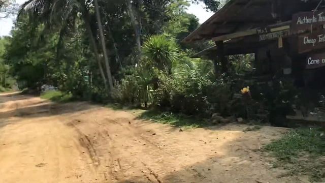 Thailand Koh Mook 5/5/2018 scootering to Charlie beach смотреть онлайн