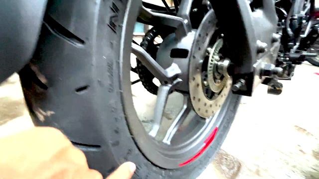 2023 Bajaj Pulsar Ns160 Which colour is best? Metallic Pearl White Vs Ebony Black||Detailed Review| смотреть онлайн