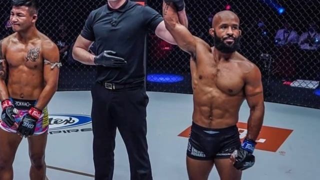 EKO RONI SAPUTRA DI TANTANG UNTUK BERTARUNG MELAWAN RODTANG JITMAUNGNON, MMA VS MUAY THAI смотреть онлайн