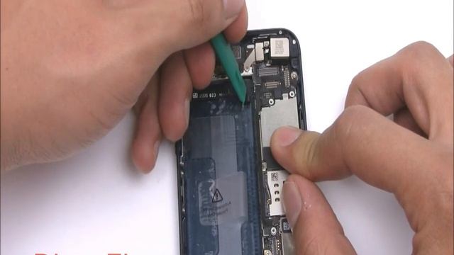 How to iPhone 5 Ringer, Loud Speaker Module Replacement смотреть онлайн